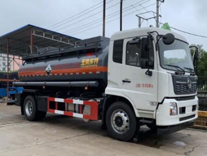 國六東風(fēng)天錦腐蝕性物品罐式運輸車圖片 國六東風(fēng)天錦腐蝕性物品罐式運輸車圖片