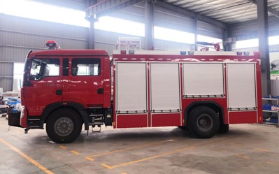 國六重汽豪沃5噸B類泡沫城市主戰(zhàn)消防車 國六重汽豪沃5噸B類泡沫城市主戰(zhàn)消防車