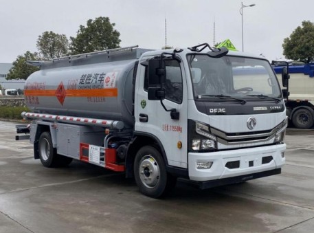 東風多利卡8噸油罐車 東風多利卡8噸油罐車