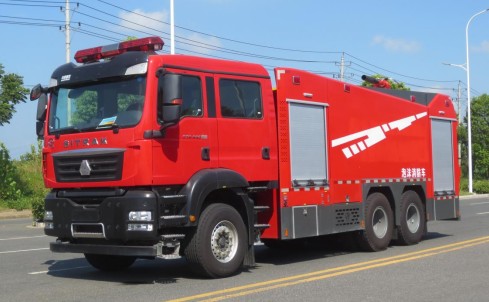 重汽汕德卡后雙橋12.8噸水罐消防車(chē) 重汽汕德卡后雙橋12.8噸水罐消防車(chē)
